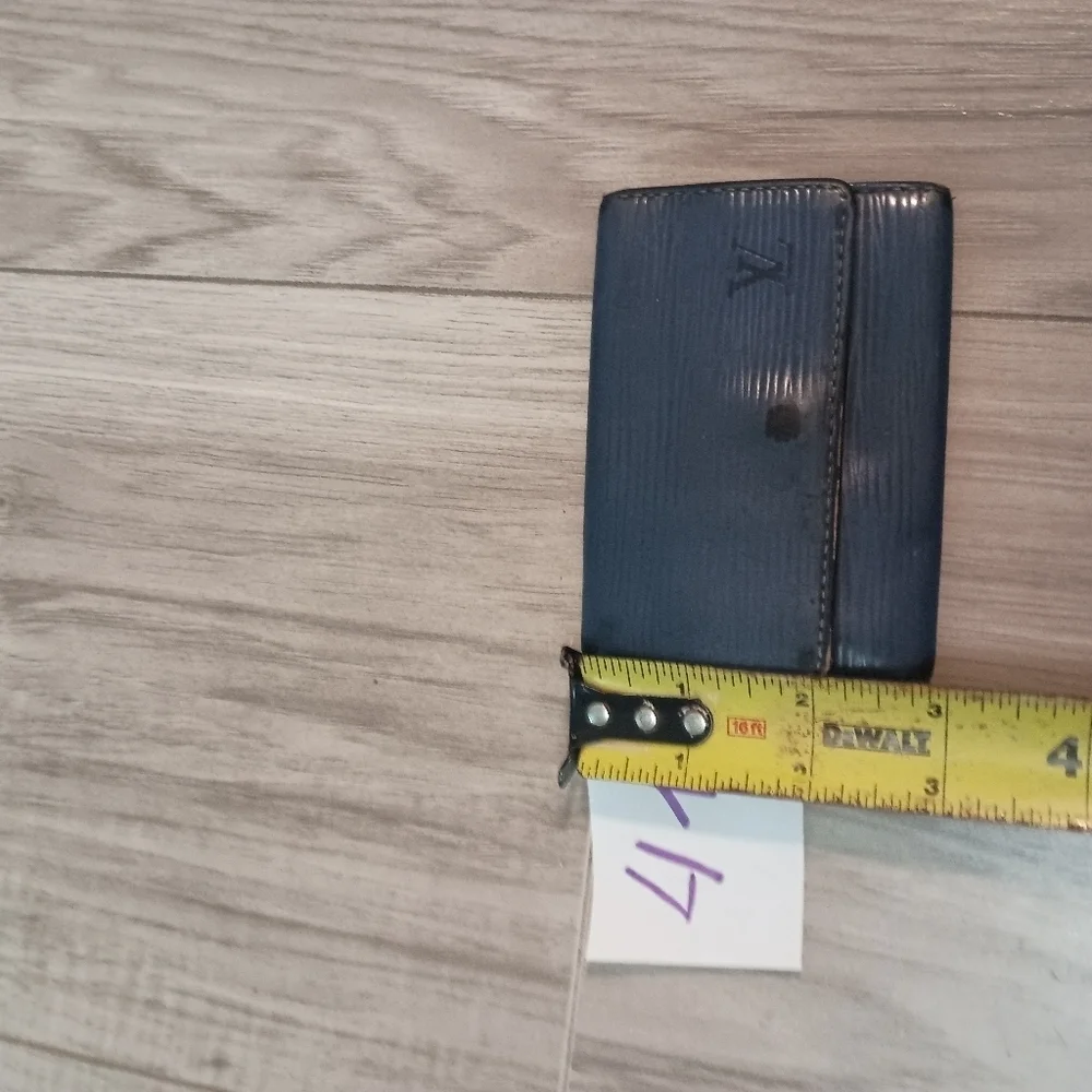 Louis Vuitton Blue Epi Key Case Holder